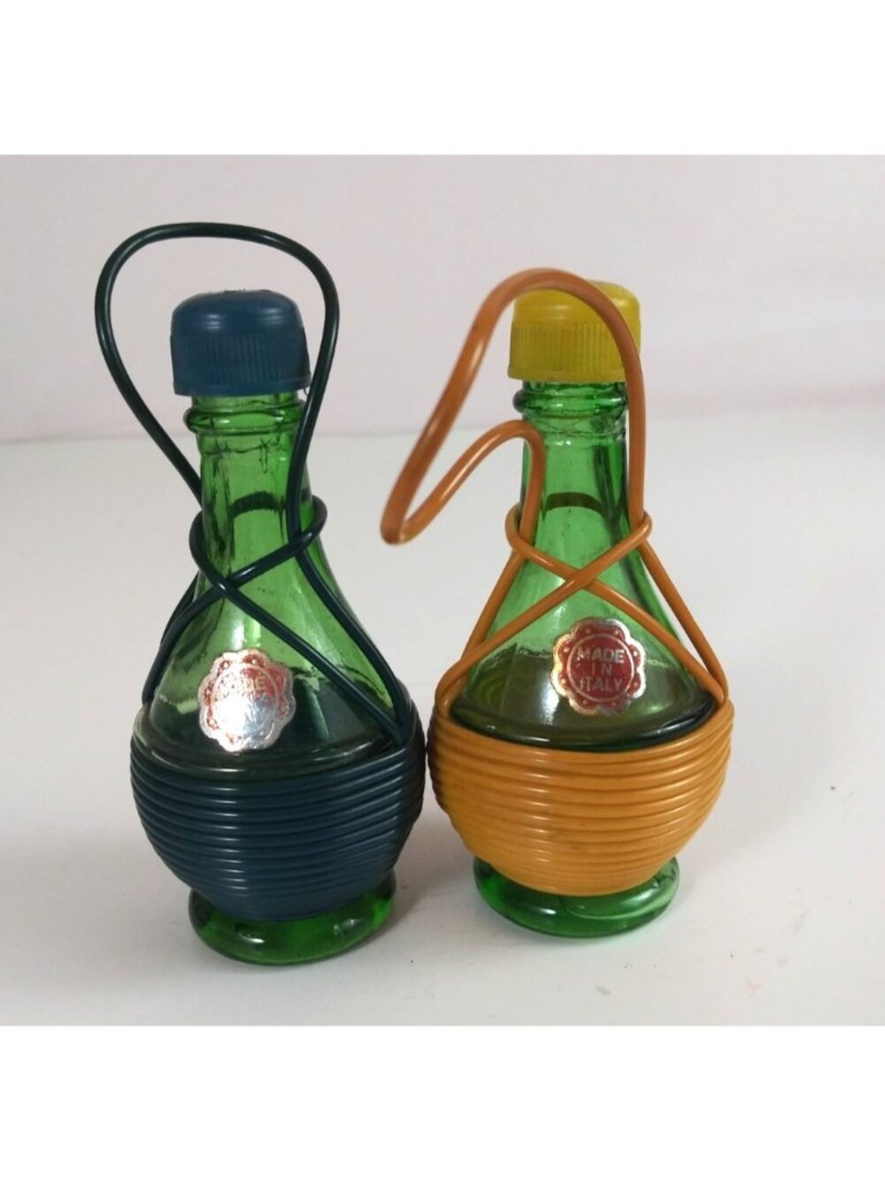 Vintage Ucagco Made In Italy Glass Wine Bottle Salt & Pepper Shakers